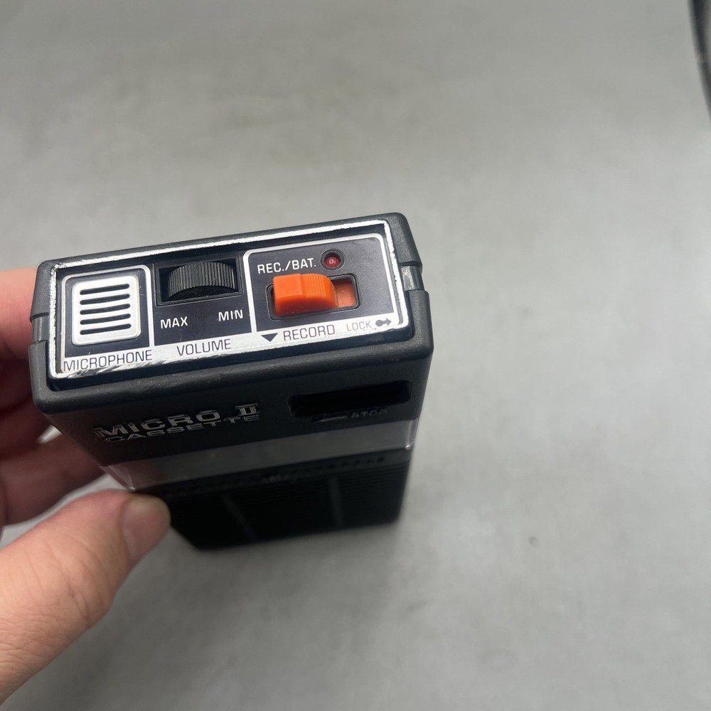 GE VINTAGE MICRO CASSETTE RECORDER See Description Rare