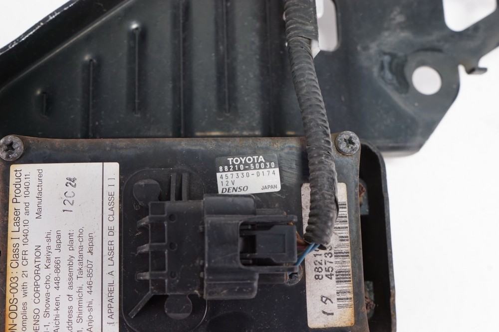 LEXUS LS430 Distance Sensor Radar Cruise Control OEM 2001 - 2003