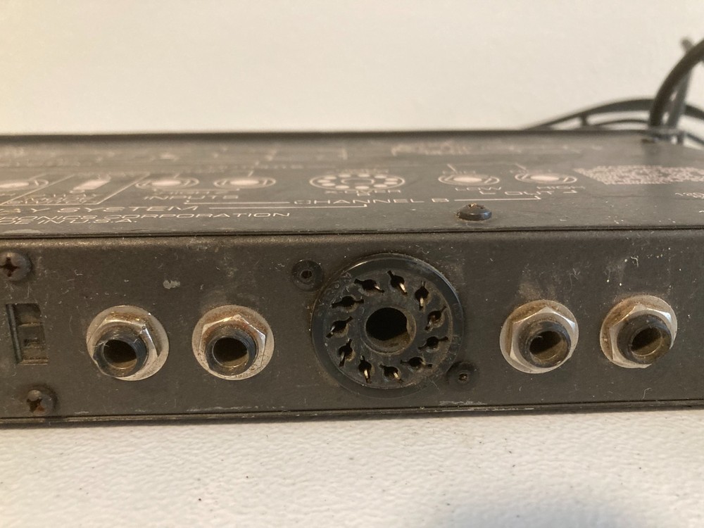 Peavey ECM Multi Way Electronic Crossover Mainframe Pro Audio Rackmount Unit