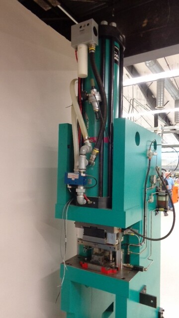 Tox Pressotechnik 75 ton press