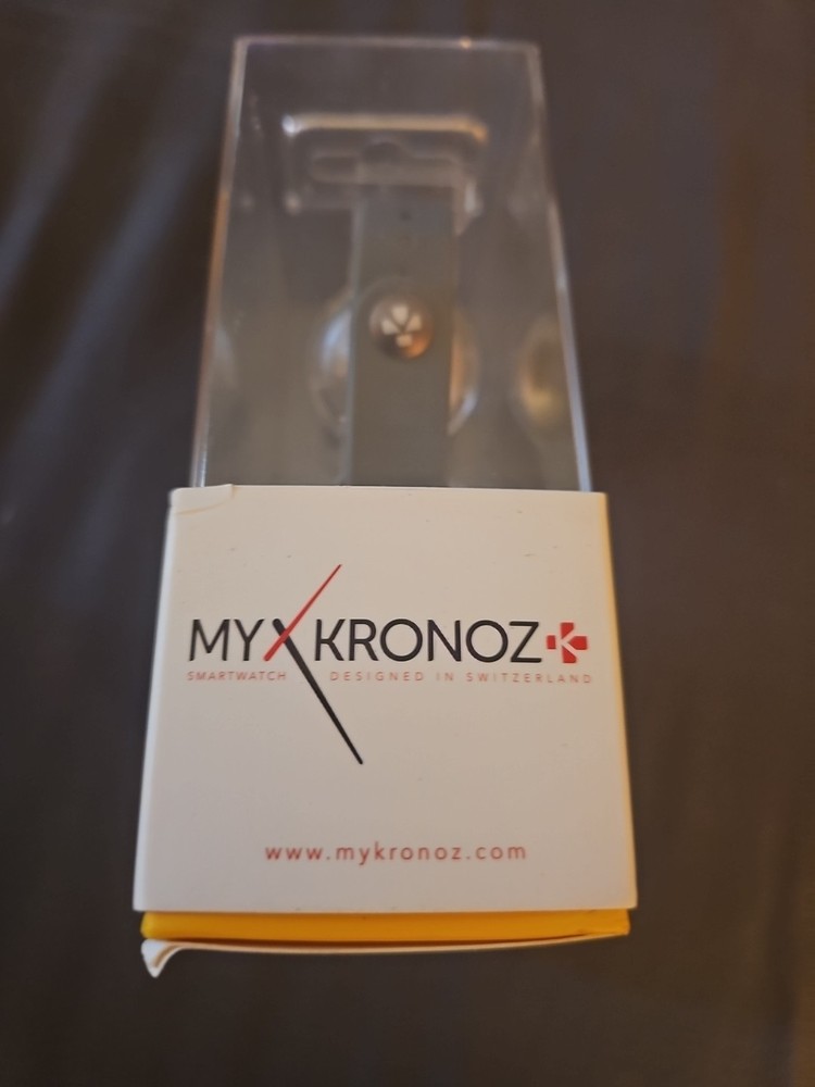 MyKronoz ZeCircle Activity Tracker W/NFC Contactless Payment