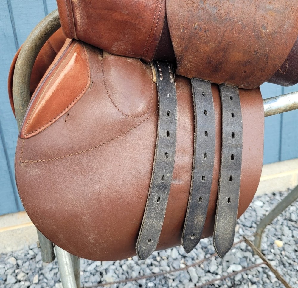 Stubben "Edelweiss" 17.5" Saddle