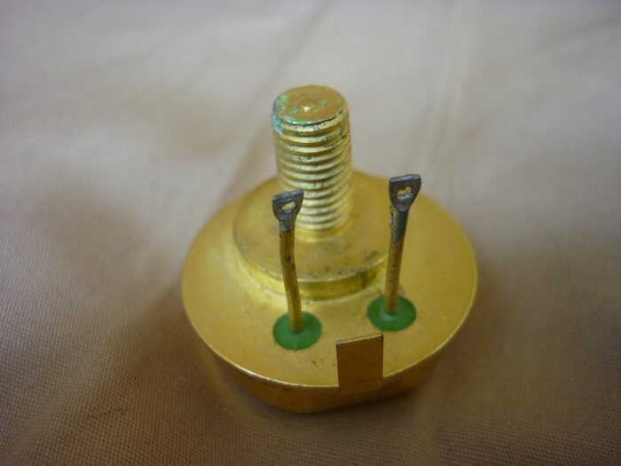 Microchip Technology Transistor USN 2N1016B 6708 A Vintage Electronics 26A069
