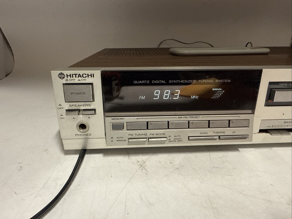 Hitachi HTA-3000 AM/FM Stereo Tuner Amplifier Tested, Works.