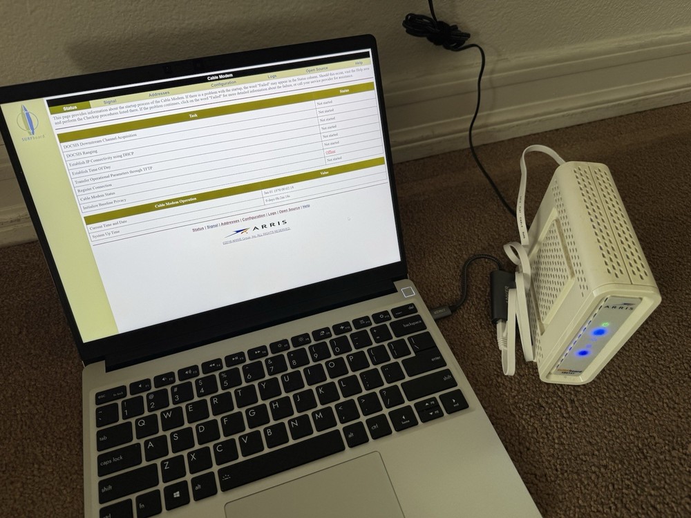 ARRIS SURFboard SB6141 DOCSIS 3.0 Cable Modem (Including Power Adapter)