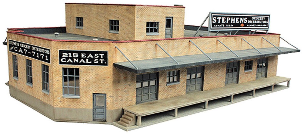 Walthers Cornerstone HO Scale Building/Structure Kit Grocery Distributor