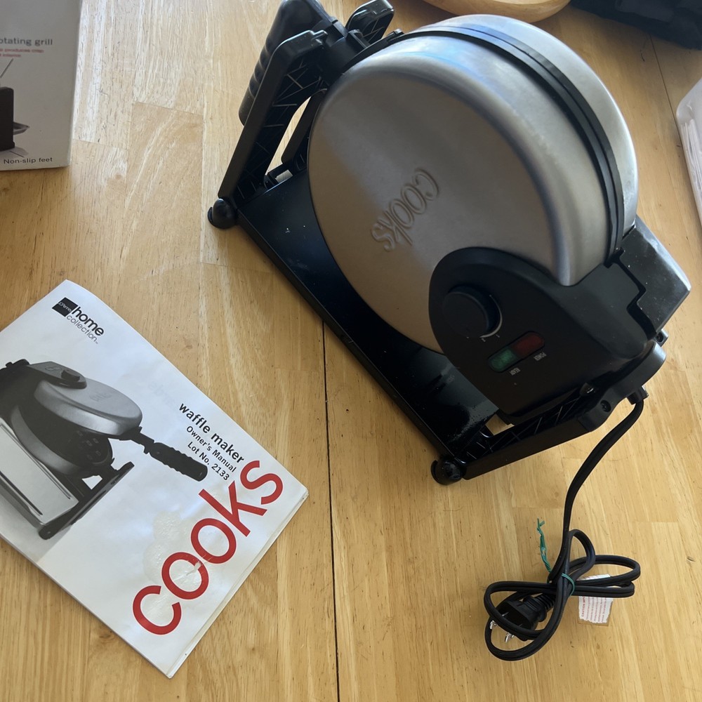 belgian waffle maker rotating