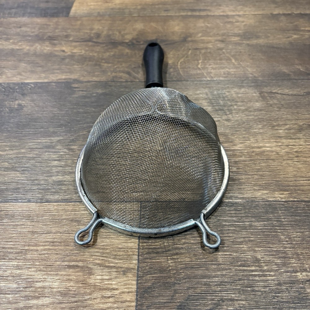 Vintage Metal Mesh Strainer 6” Sieve Kitchen Colander Black Handle