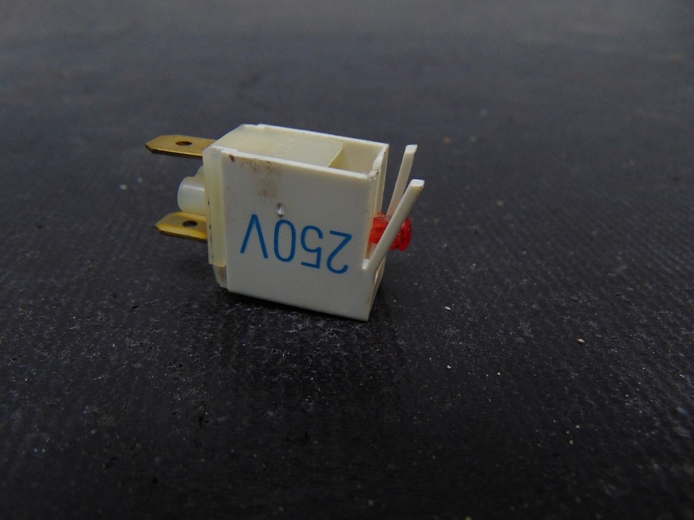 GE Range JB750SJ1SS Indicator Light WB25X20005