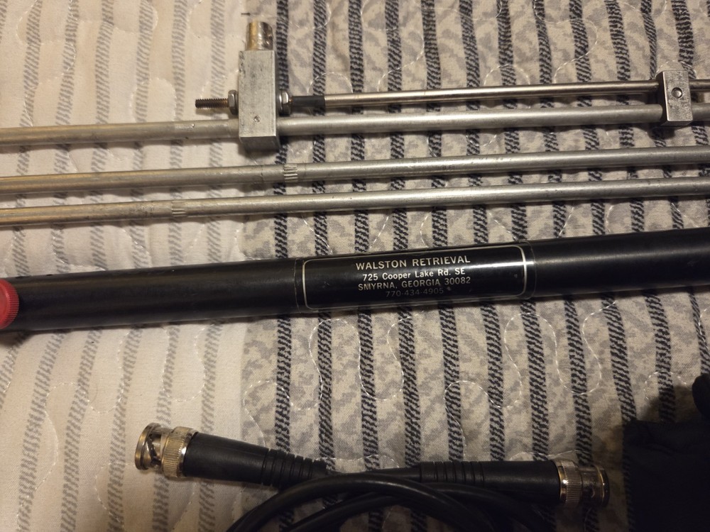 Walston TRX-3S Tracking System with receiver, transmitters, Antenna and cases