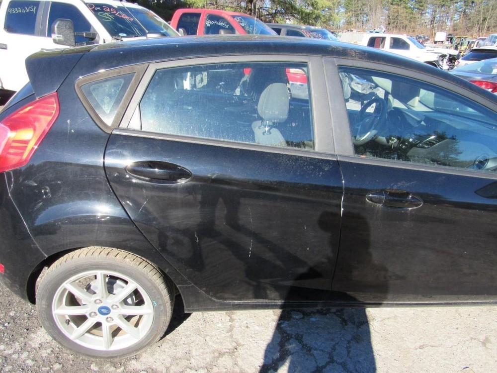 FIESTA 2019 Glove Box 1103763