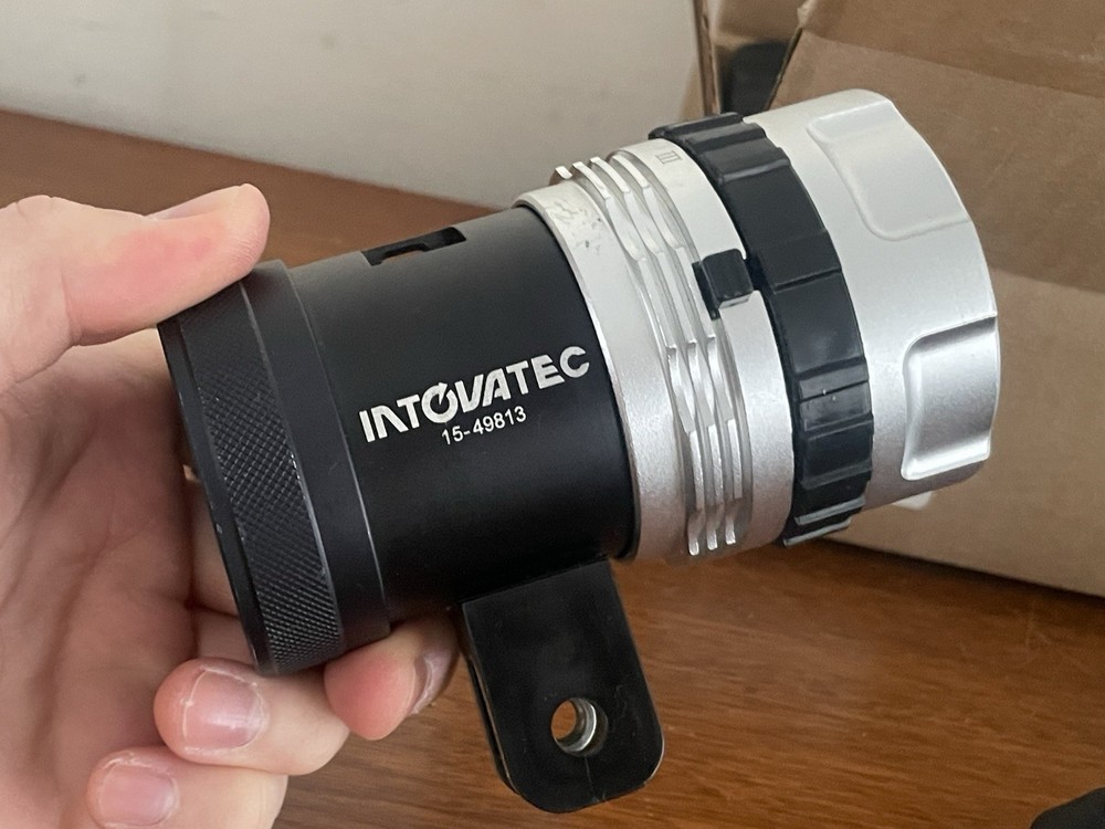 Intova Galaxy Waterproof Deep Divers Torch Lamp Light Video W- Box