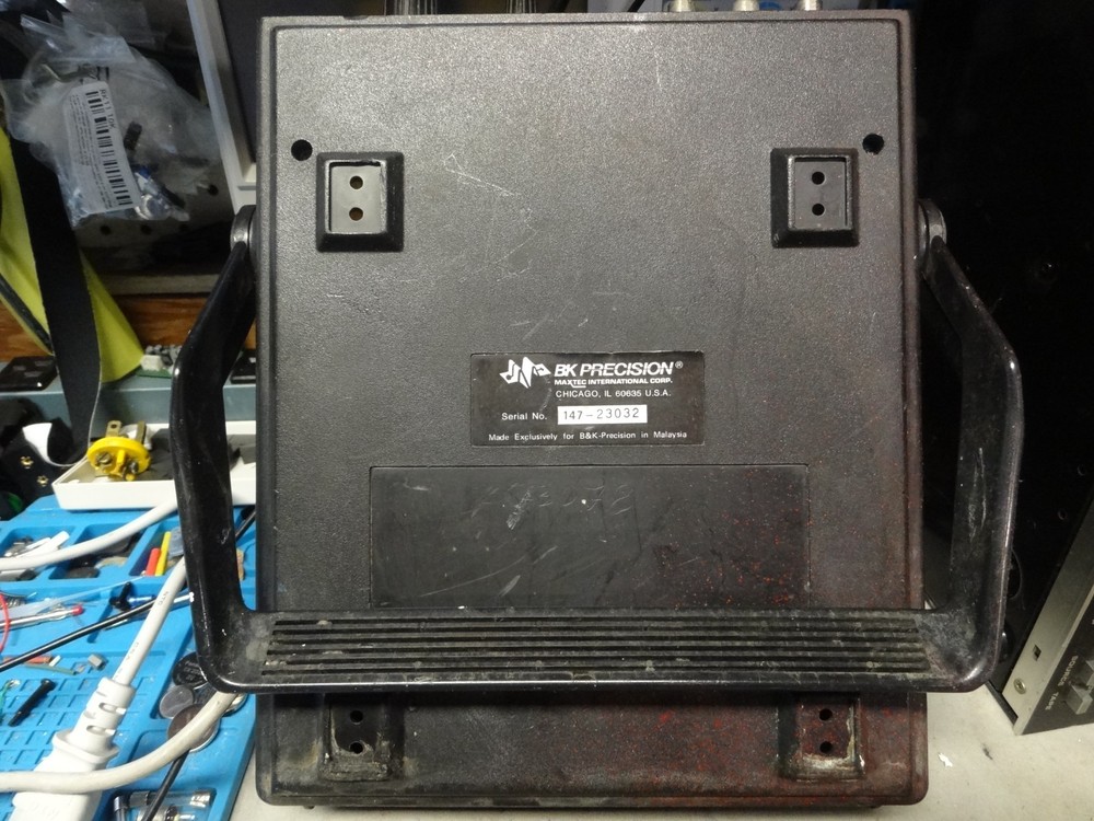 BK Precision 3011B 2MHz Function Generator-works