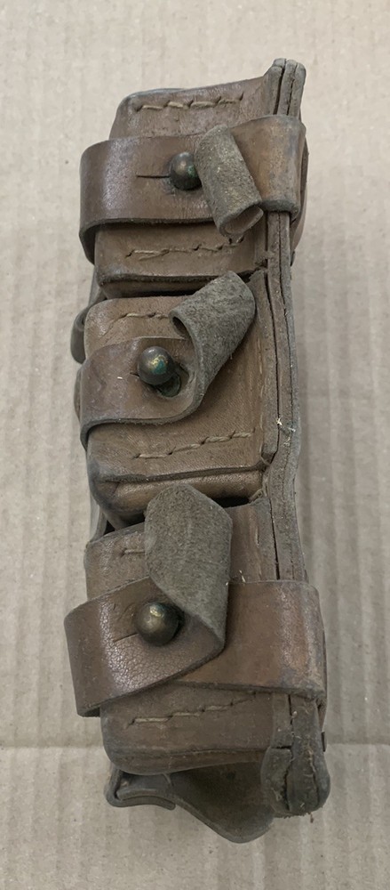 WWII Mauser Rifle 3-Pocket Leather Ammo Pouch