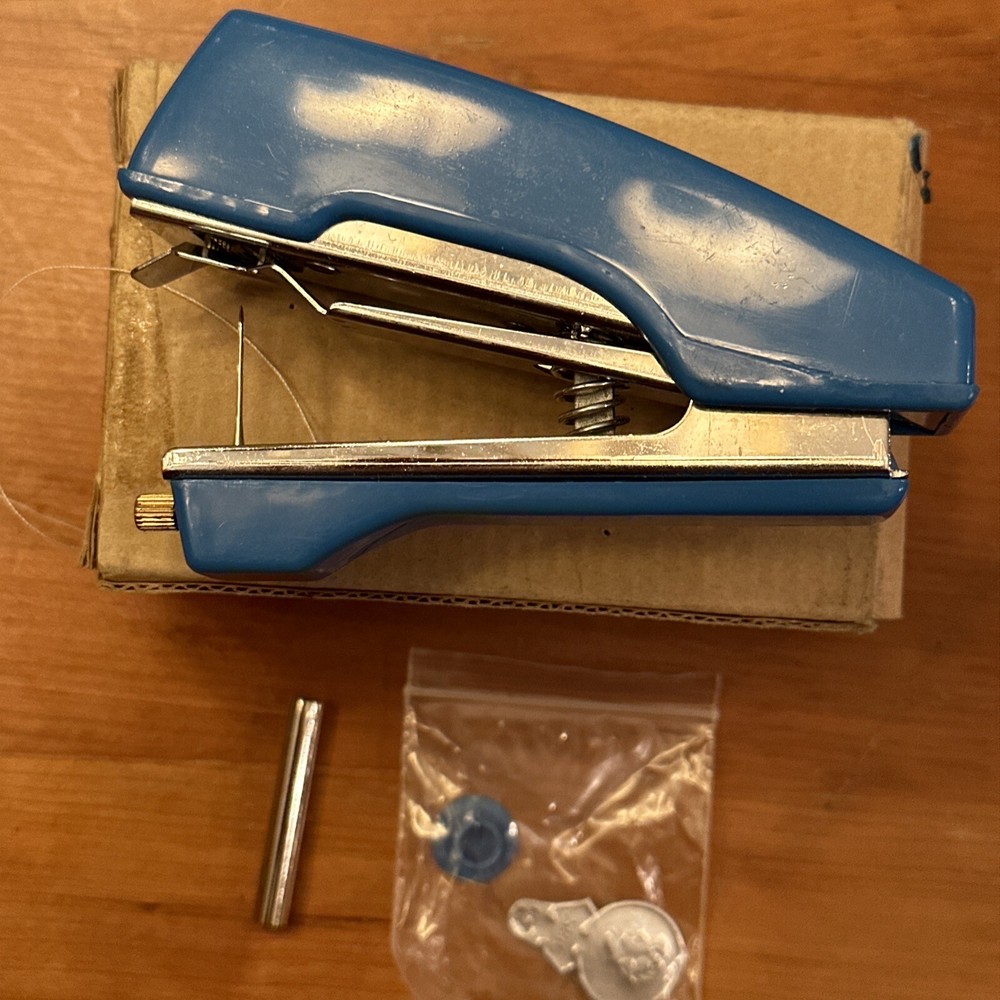 Blue - Automatic Sun - Hand held Automatic Sewing Machine - Vintage Item.