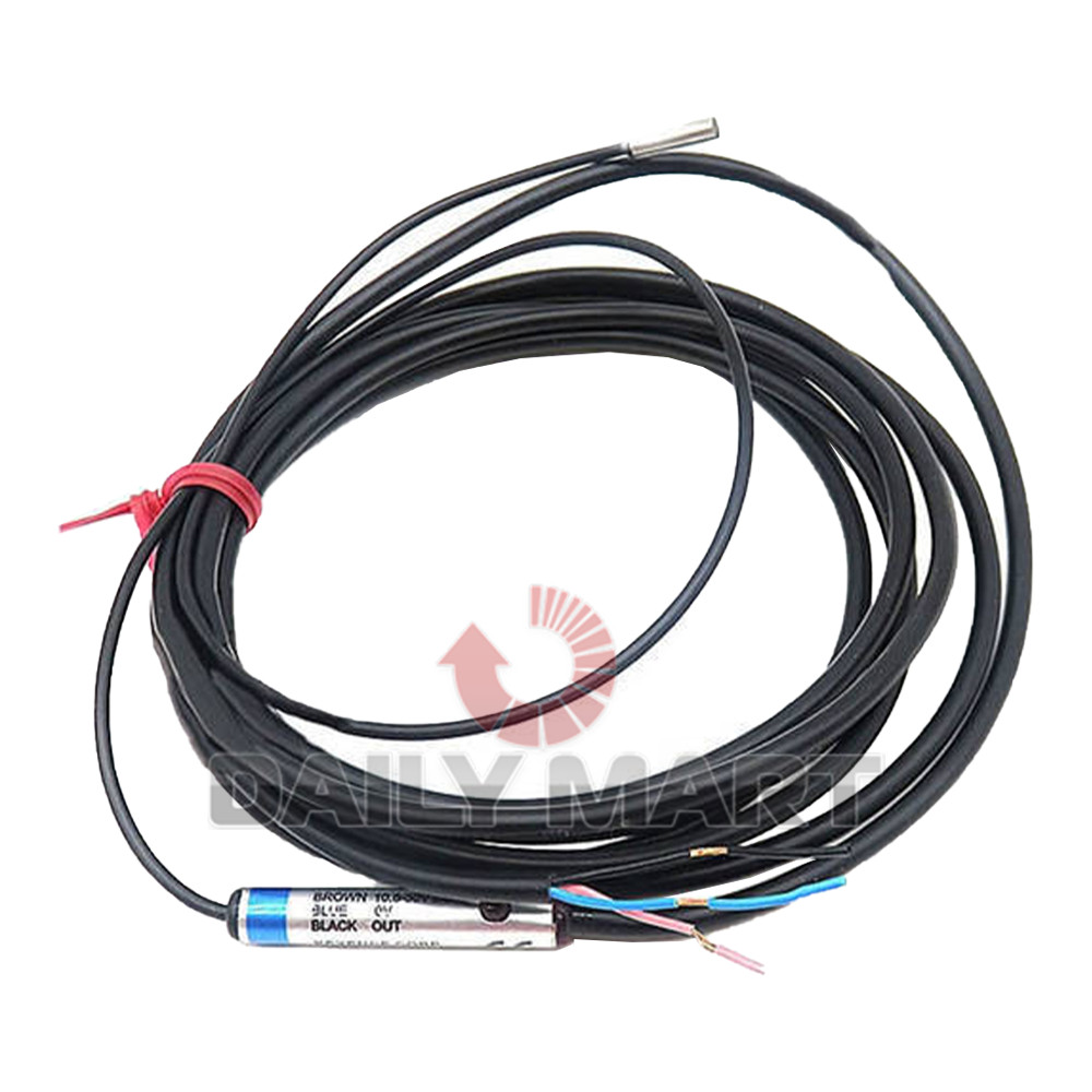 New In Box KEYENCE EM-010P Proximity Sensor