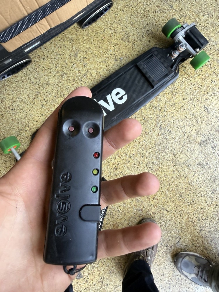 Evolve electric skateboard longboard