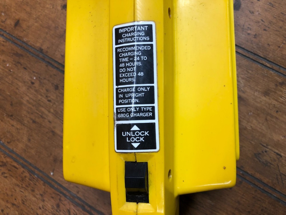 Vintage True Temper Model 7700A Cordless True Trimmer-Untested-No Charger