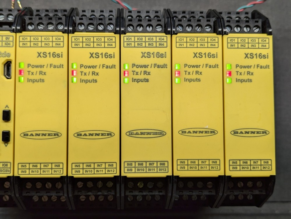 Banner XS16SI / 85069 Safety Controller Input Module TESTED