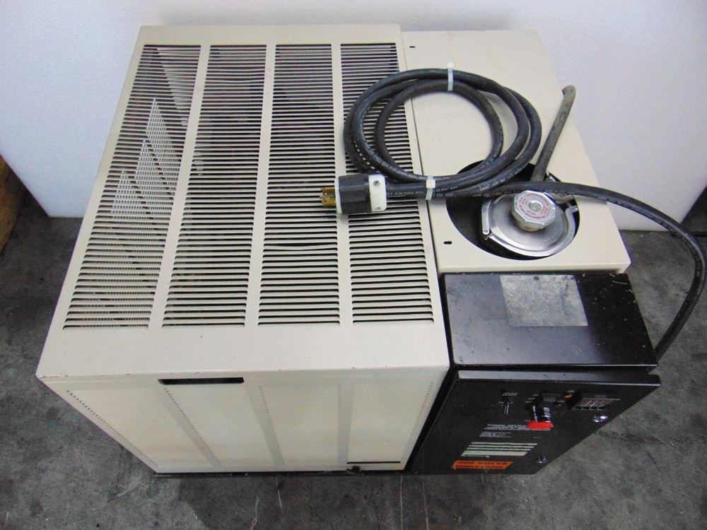 Affinity FEW-004.I.CD41CD Chiller Water Cooled *used working