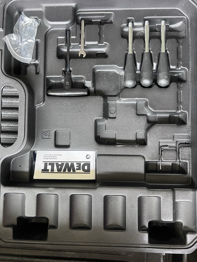 DeWalt DWE1622K 2" Two Speed Magnetic Drill Press