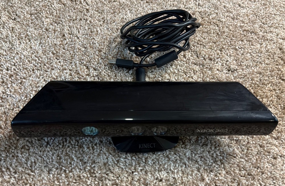 Microsoft Kinect Sensor for XBox 360