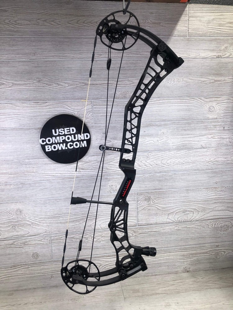 Darton Sequel 31 Left Handed 60-70lbs Black Bow