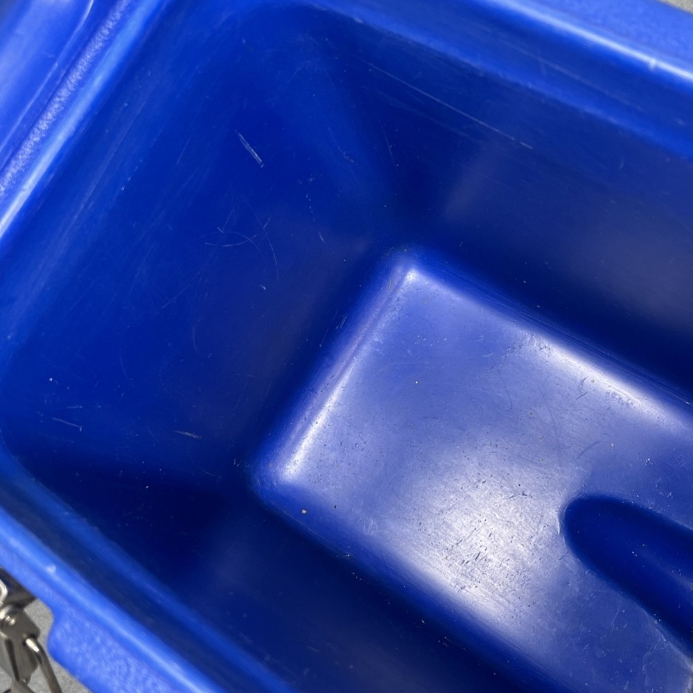 Cambro drinking/beverage container 250LCD - Blue - Drinking Water - No vent cap