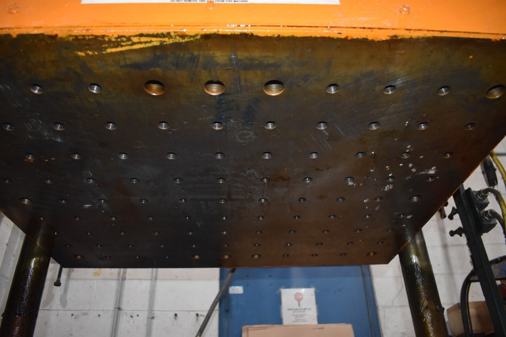 40 Ton HSI Hydraulic 4 Post Press