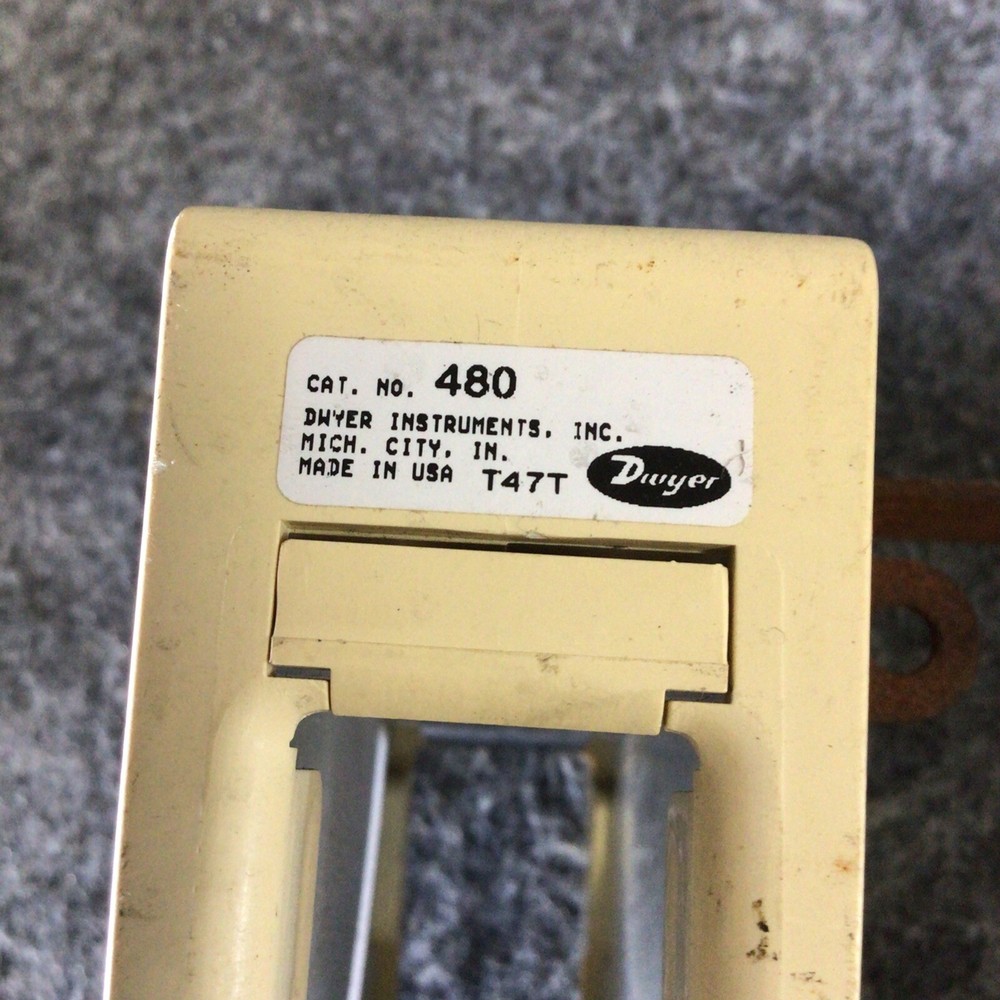 Dwyer Instruments 480 Vaneometer Swing Vane Anemometer Used