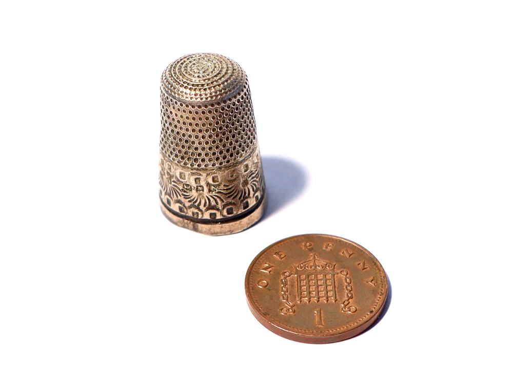 19thC THIMBLE Sterling Silver Half Floral Engraved & Punched #TH8