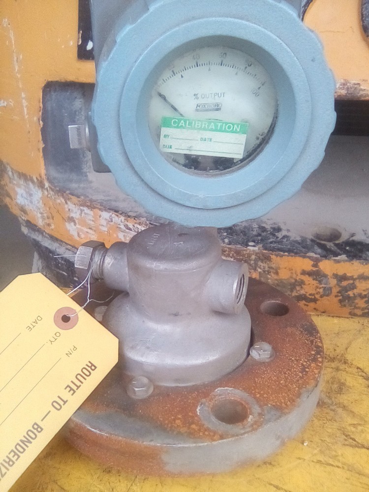 Foxboro 827DF-IS1NHKA1-A Electronic Transmitter