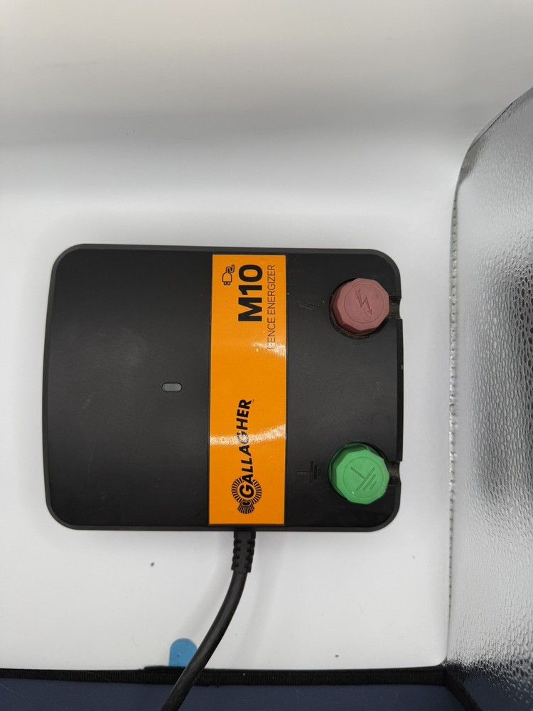 Used Gallagher M10 Electric Fence Energizer - Good Working Order