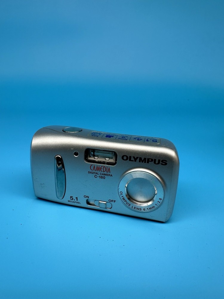 Olympus Camedia C-180 5.1MP Compact Digital Camera Silver Tested