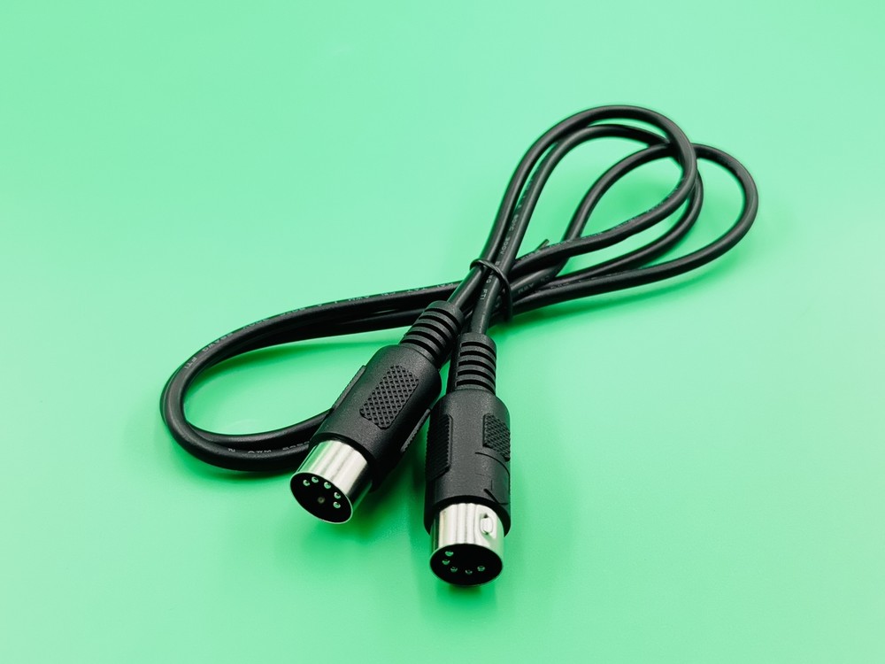 3ft MIDI Cable with 5 Pin DIN Plugs - Black  1 meter  8532