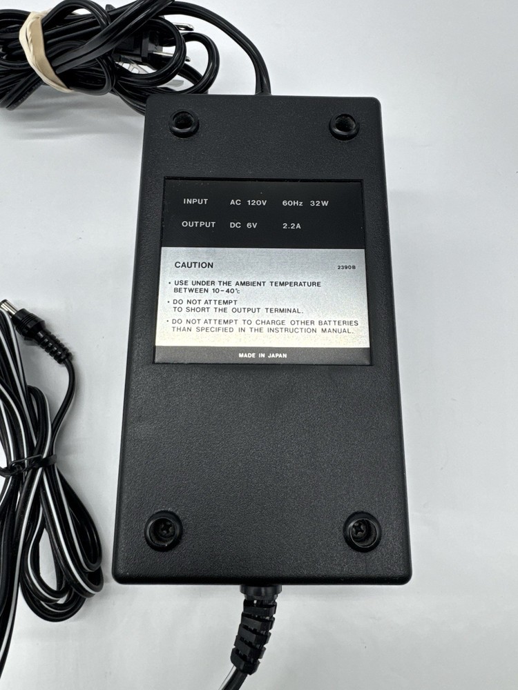 Sunpak Quick Charger QBC-6 FOR 622/522/555... Untested.