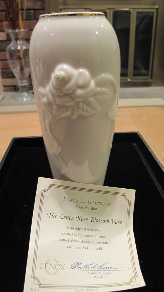 Lenox Rose Blossom Vase 7 1/2"