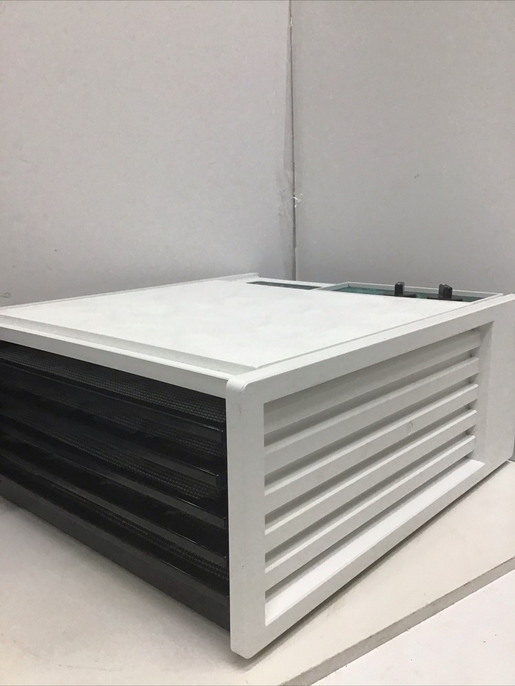 Omega Dh 5000 Dehydrator 5 Trays White ( No Lid)