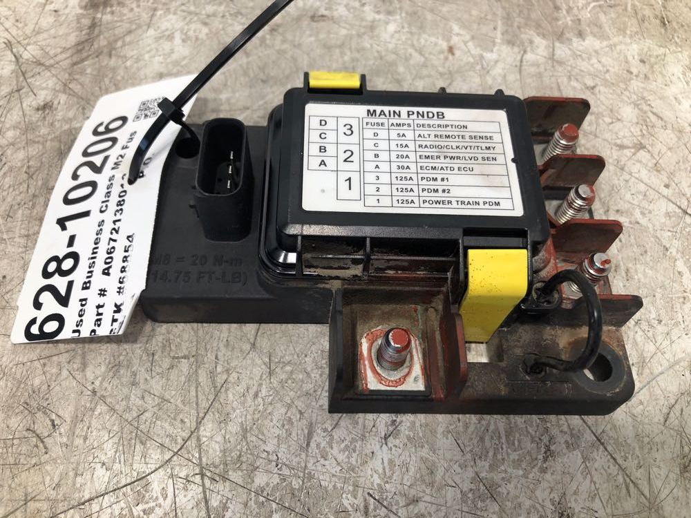 2016 Freightliner Business Class M2 Fuse Panel A0672138013 (628-10206)