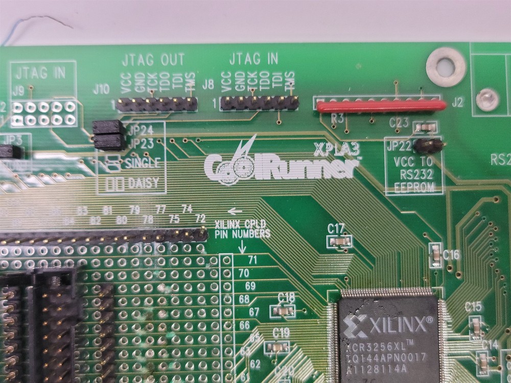 Avnet CoolRunner XPLA3 Evaluation Board w/ Xilinx XCR3256XL