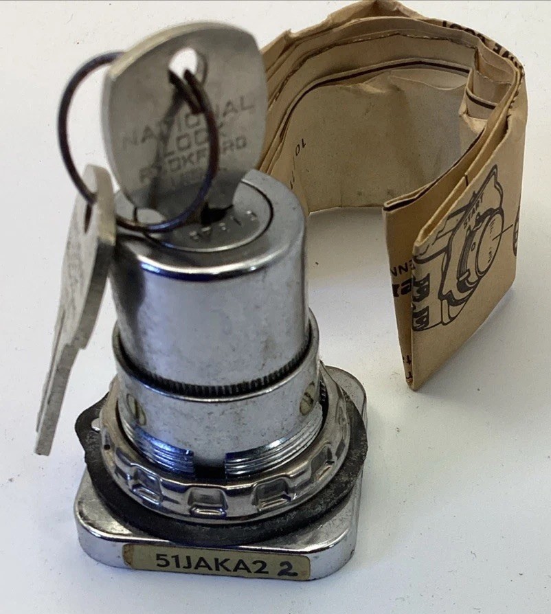 51JAKA2 2 Oil Tight 2 Pos. Sel. Switch Operator Maintained, Cam A ( Left )