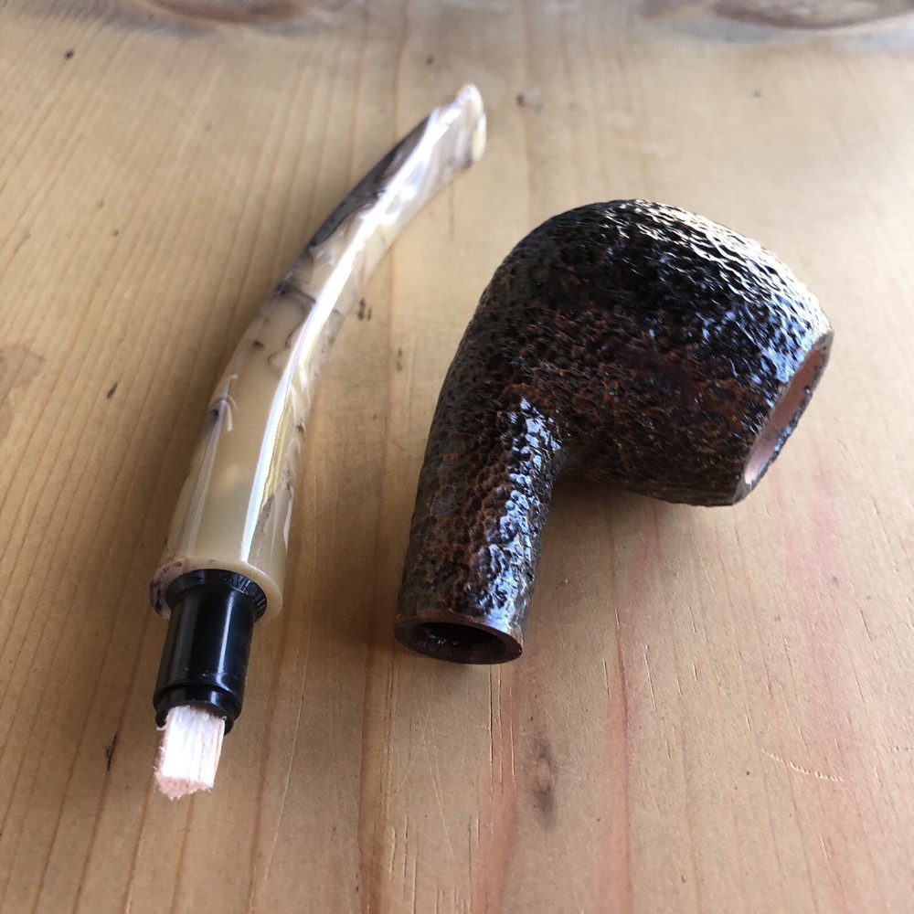 Savinelli Ginger's Favorite Rusticated Bent Apple (626) 6mm Filter Pipe