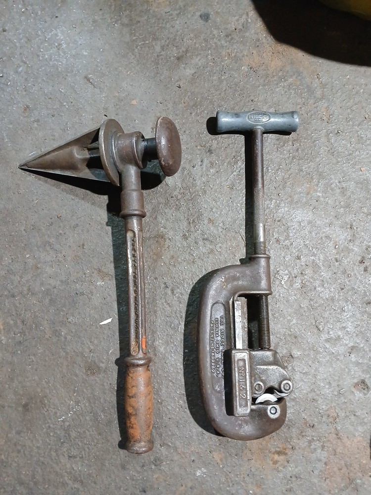 Vintage Mueller Pipe Reamer & Ridgid Pipe Cutter Plumbing Tools