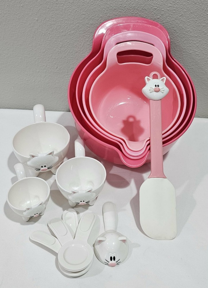 Pink Nesting Mixing Bowl, Pour Spout, handle& Joie Meow Kitty Measuring cup set