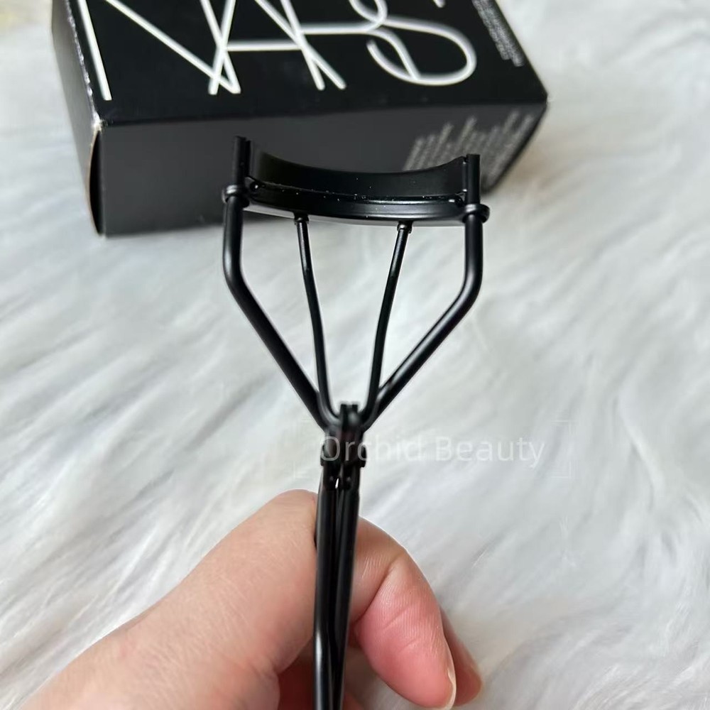 New Boxed NARS Eyelash Curler Full Size~Authentic