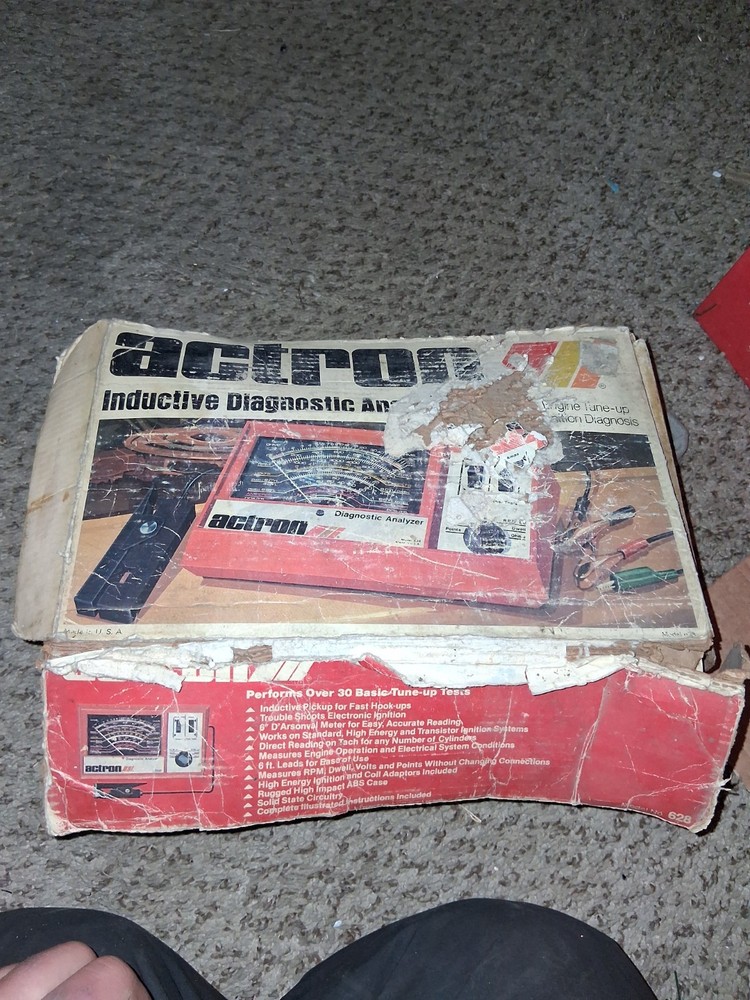 Vintage ACTRON Inductive Diagnostic Analyzer Model 628 with Box.