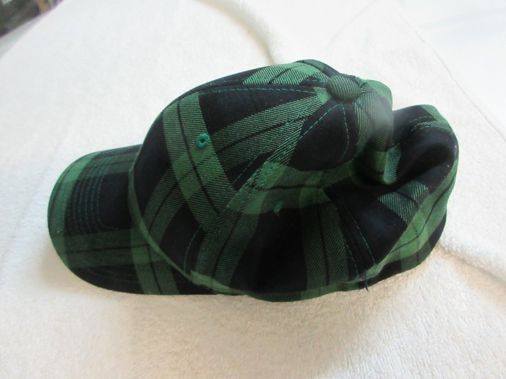 Flex Fit , Hunting Hat / Cap L-XL , Never Worn