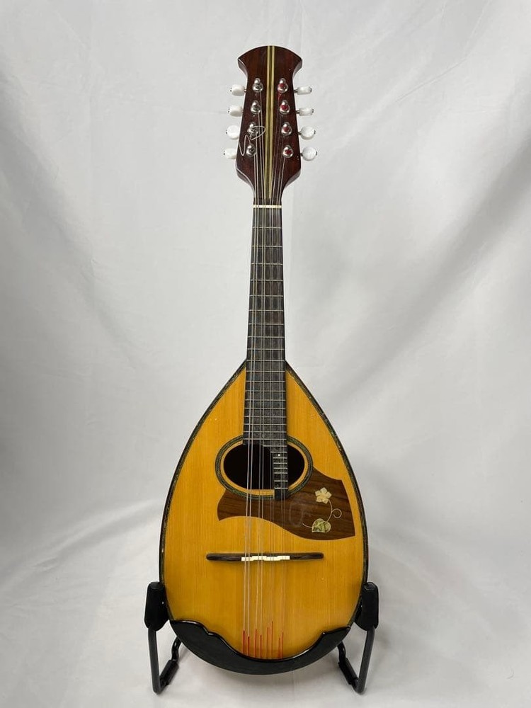 Ena/Ena Mandolin M800 Round Classic