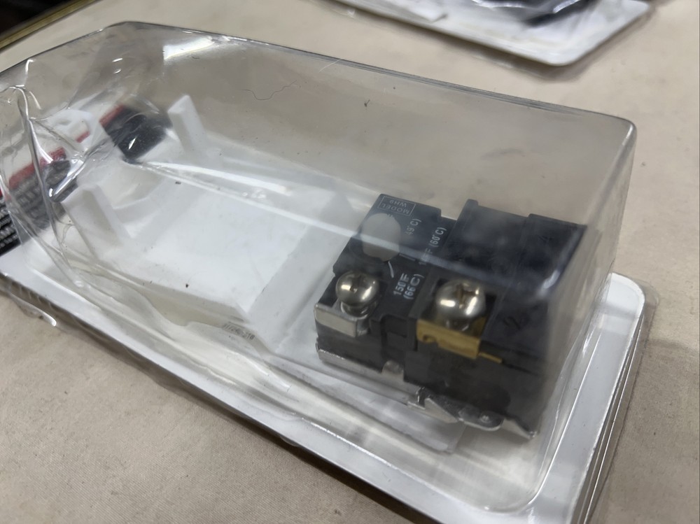 Proselect Residential Electric Lower Thermostat 240V PSW12704