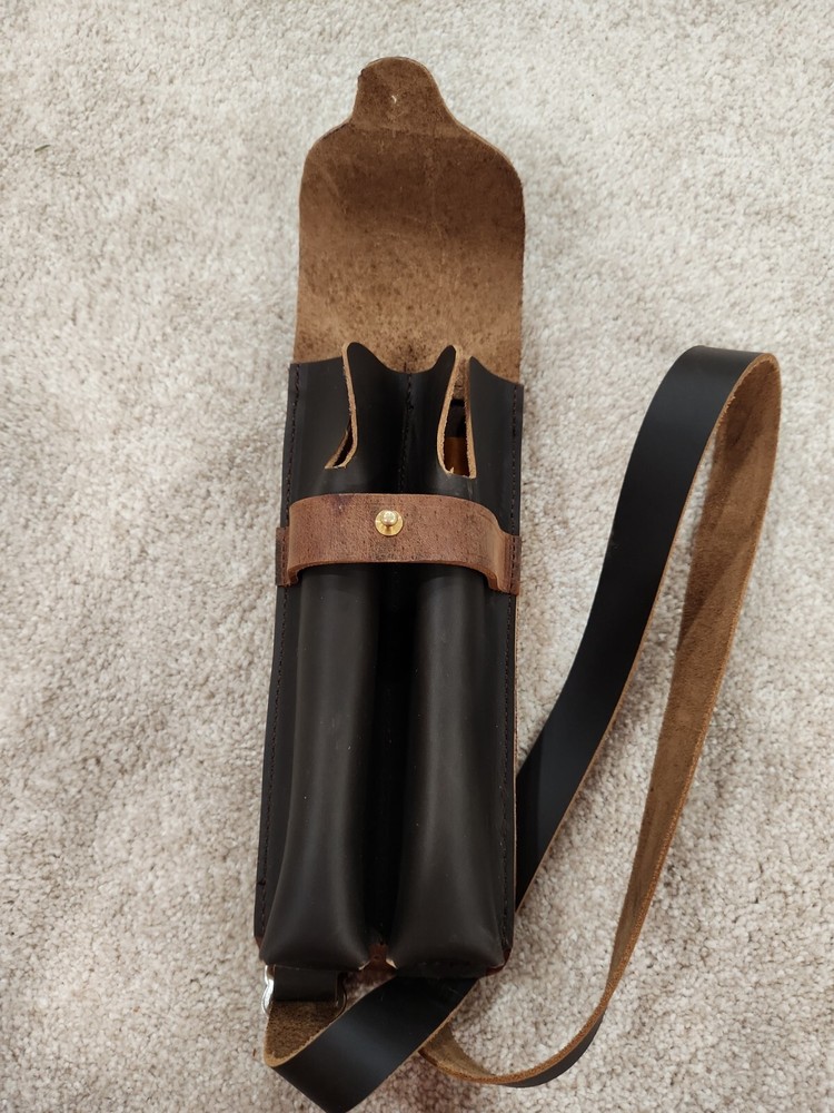 Yoder409 handcrafted leather double trumpet turkey call holster wingbone